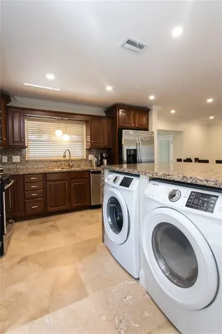 333 SE 3rd Avenue Dania Beach FL 33004