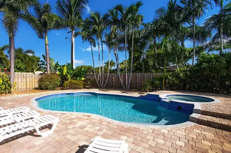 333 SE 3rd Avenue Dania Beach FL 33004
