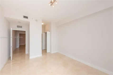 7901 Hispanola Avenue North Bay Village FL 33141