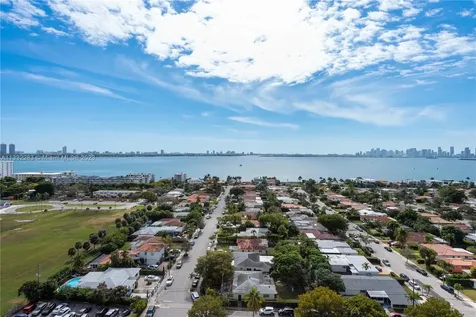 7901 Hispanola Avenue North Bay Village FL 33141