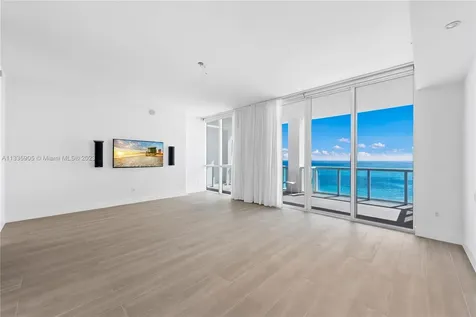 50 S Pointe Drive Miami Beach FL 33139