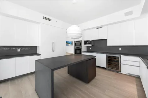 50 S Pointe Drive Miami Beach FL 33139