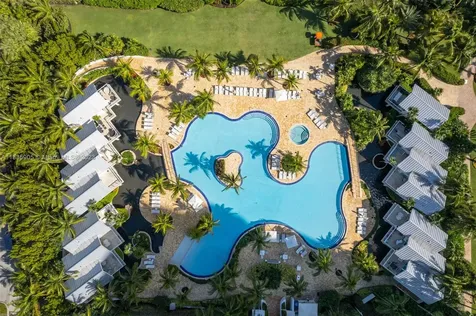 50 S Pointe Drive Miami Beach FL 33139