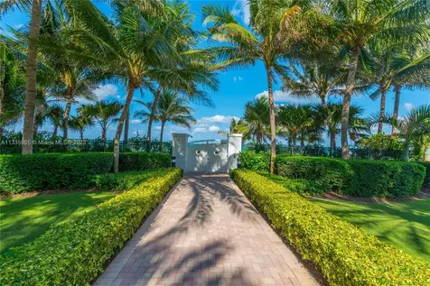 50 S Pointe Drive Miami Beach FL 33139