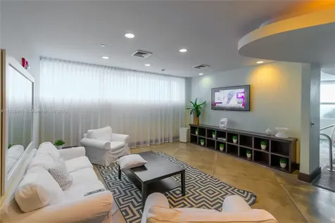 50 S Pointe Drive Miami Beach FL 33139