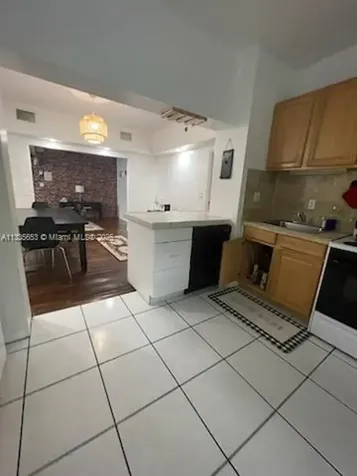 2811 Indian Creek Drive Miami Beach FL 33140