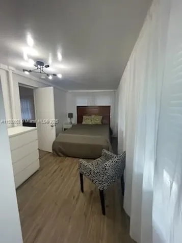 2811 Indian Creek Drive Miami Beach FL 33140
