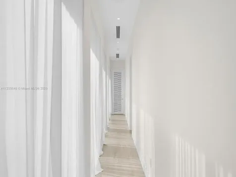 9505 SW 63rd Court Pinecrest FL 33156