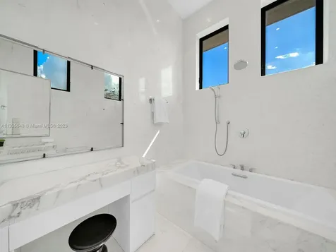 9505 SW 63rd Court Pinecrest FL 33156