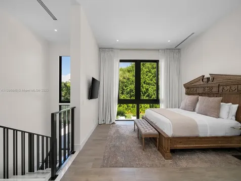 9505 SW 63rd Court Pinecrest FL 33156