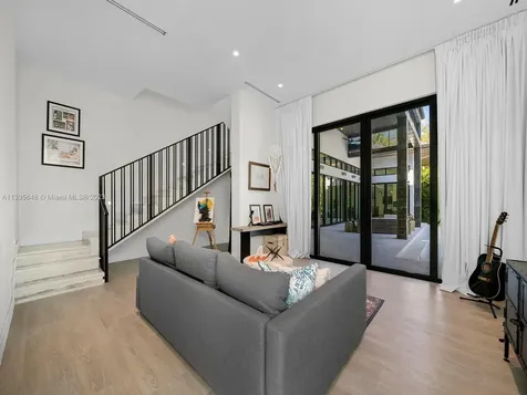 9505 SW 63rd Court Pinecrest FL 33156