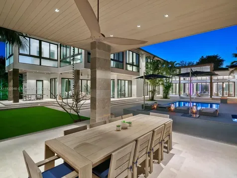 9505 SW 63rd Court Pinecrest FL 33156