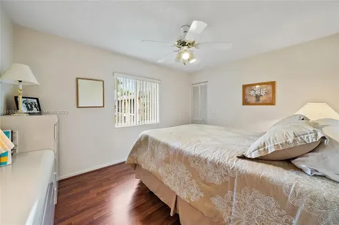 316 Pine Ridge Circle Green Acres FL 33463