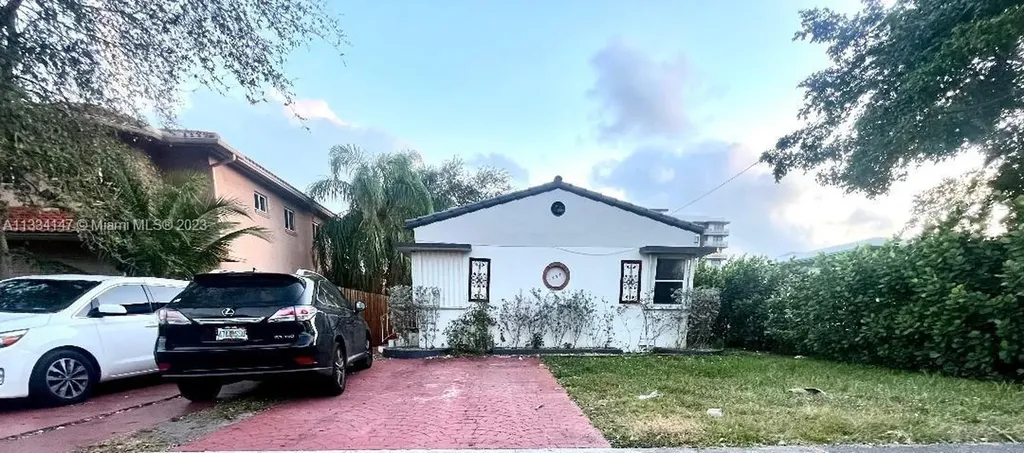 1738 Adams Street Hollywood FL 33020