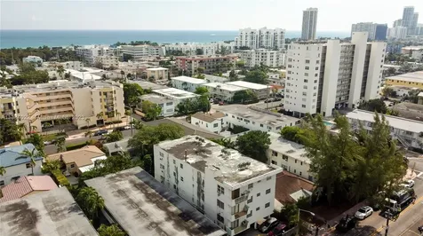 7925 Carlyle Avenue Miami Beach FL 33141