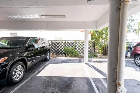 7925 Carlyle Avenue Miami Beach FL 33141