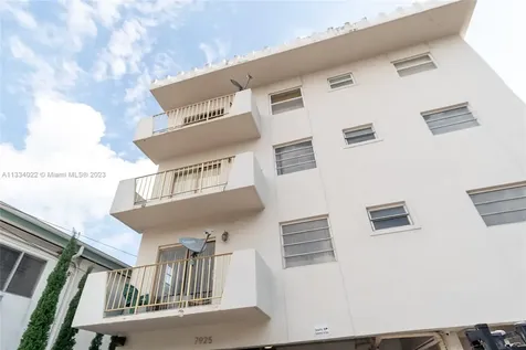 7925 Carlyle Avenue Miami Beach FL 33141
