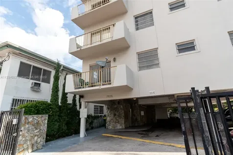 7925 Carlyle Avenue Miami Beach FL 33141