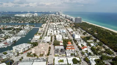7925 Carlyle Avenue Miami Beach FL 33141
