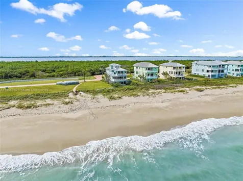 5040 Watersong Hutchinson Island FL 34949