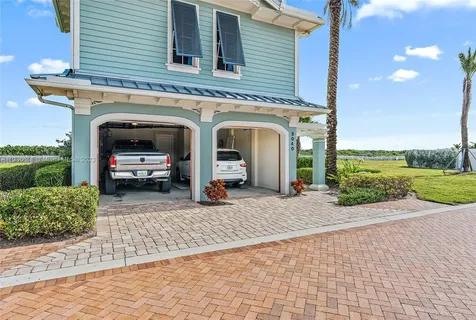 5040 Watersong Hutchinson Island FL 34949