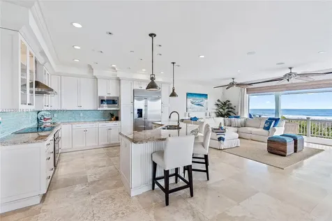 5040 Watersong Hutchinson Island FL 34949