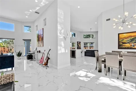 16075 SW 89th Ave Road Palmetto Bay FL 33157