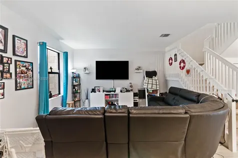 3367 W 106th Terrace Hialeah FL 33018
