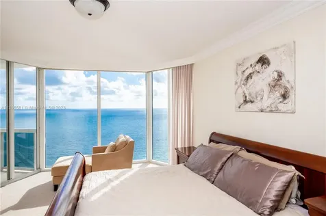 17555 Collins Avenue Sunny Isles Beach FL 33160