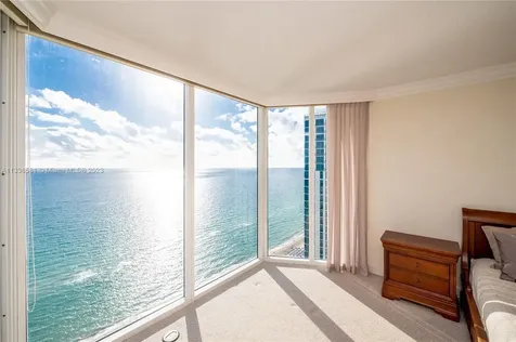 17555 Collins Avenue Sunny Isles Beach FL 33160