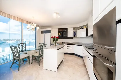 17555 Collins Avenue Sunny Isles Beach FL 33160