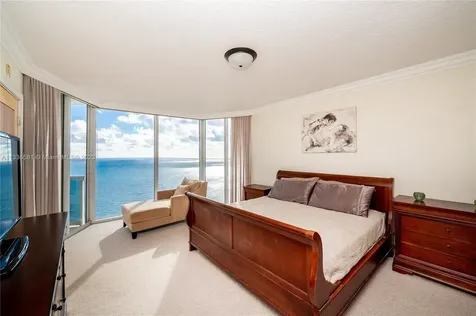 17555 Collins Avenue Sunny Isles Beach FL 33160