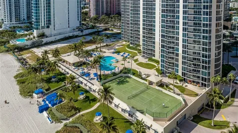 17555 Collins Avenue Sunny Isles Beach FL 33160