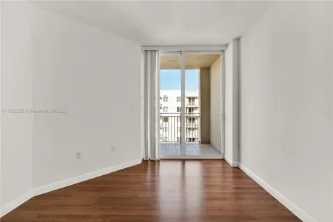 2425 SW 27th Avenue Miami FL 33145