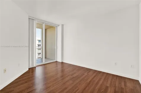 2425 SW 27th Avenue Miami FL 33145