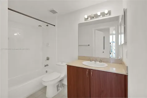 2425 SW 27th Avenue Miami FL 33145