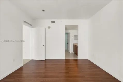 2425 SW 27th Avenue Miami FL 33145