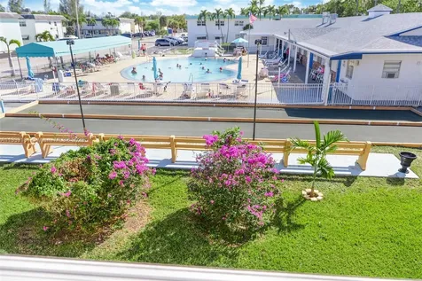 1450 N 12th Court Hollywood FL 33019