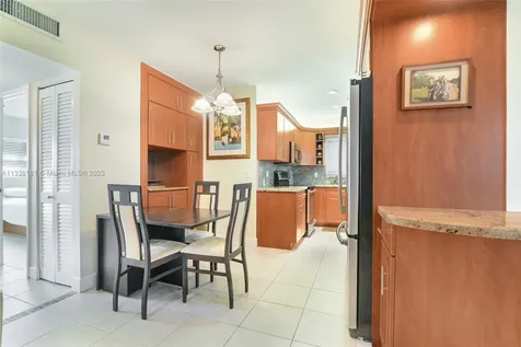 1450 N 12th Court Hollywood FL 33019
