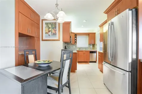 1450 N 12th Court Hollywood FL 33019