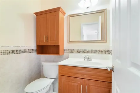 1450 N 12th Court Hollywood FL 33019