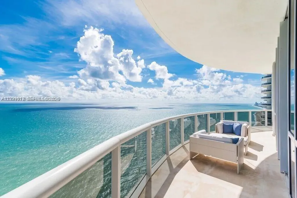 16001 Collins Avenue Sunny Isles Beach FL 33160