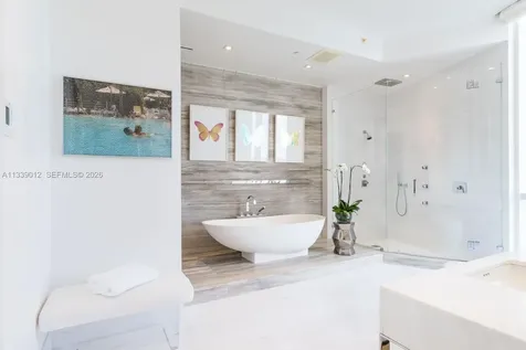 16001 Collins Avenue Sunny Isles Beach FL 33160