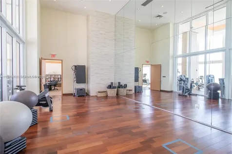 16001 Collins Avenue Sunny Isles Beach FL 33160