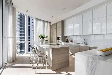 16001 Collins Avenue Sunny Isles Beach FL 33160
