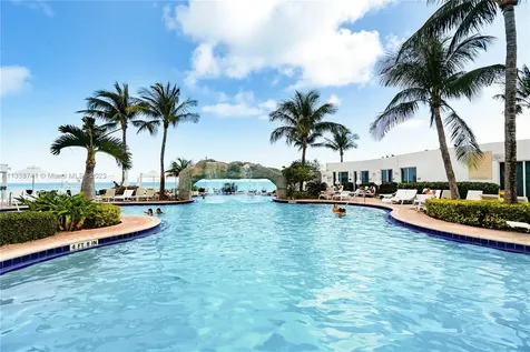 18001 Collins Avenue Sunny Isles Beach FL 33160