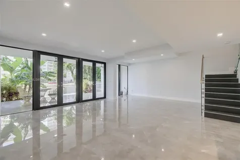 422 Poinciana Drive Sunny Isles Beach FL 33160