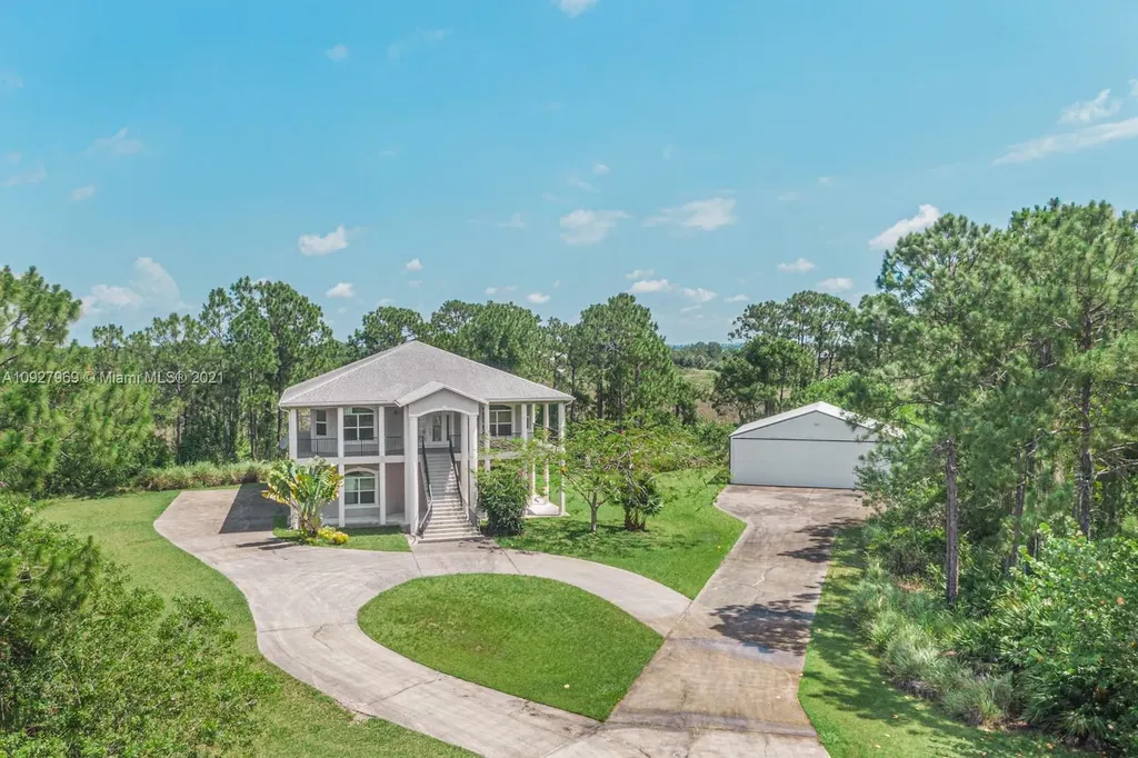 12371 Skymaster Street Port St. Lucie FL 34987