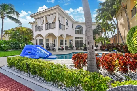 1455 Windjammer Way Hollywood FL 33019