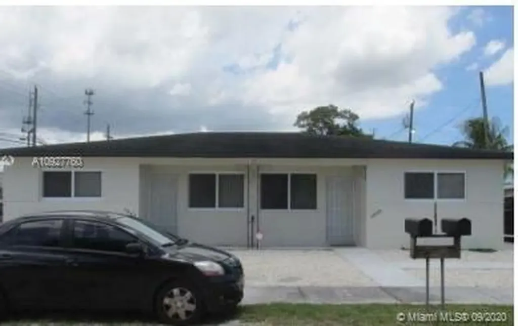 1645 NW 116th Terrace Miami FL 33167